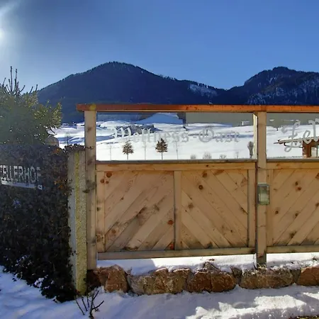 Zeller Hof *