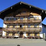 Landhaus Zeller Hof *