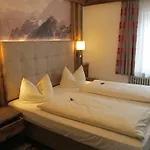 Zeller Hof *